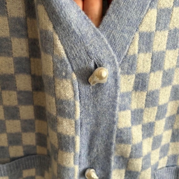 Sweater Vest - Picture 4 of 4